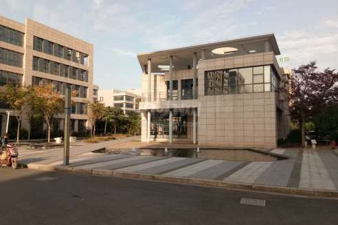 时尚谷创意园写字楼出租,松江新城独栋创意园 10000平独栋毛坯 超低